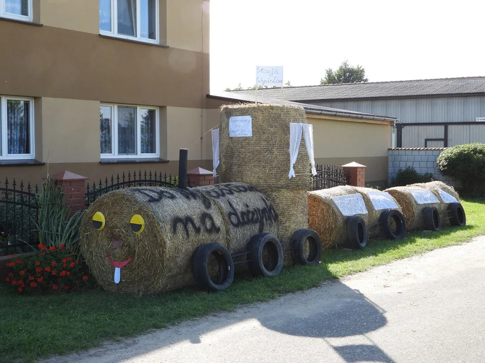 Witacze dożynkowe w Wycisłowie (gm. Borek Wlkp.)