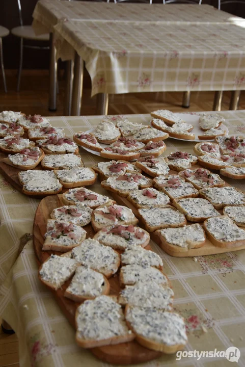 Uczniowie boreckich szkół z wizytą w Zimnowodzie