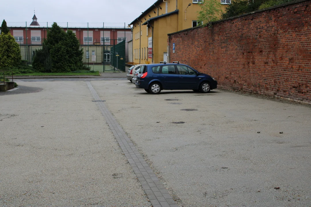 Budowa parkingu przy Szkole Podstawowej w Bojanowie