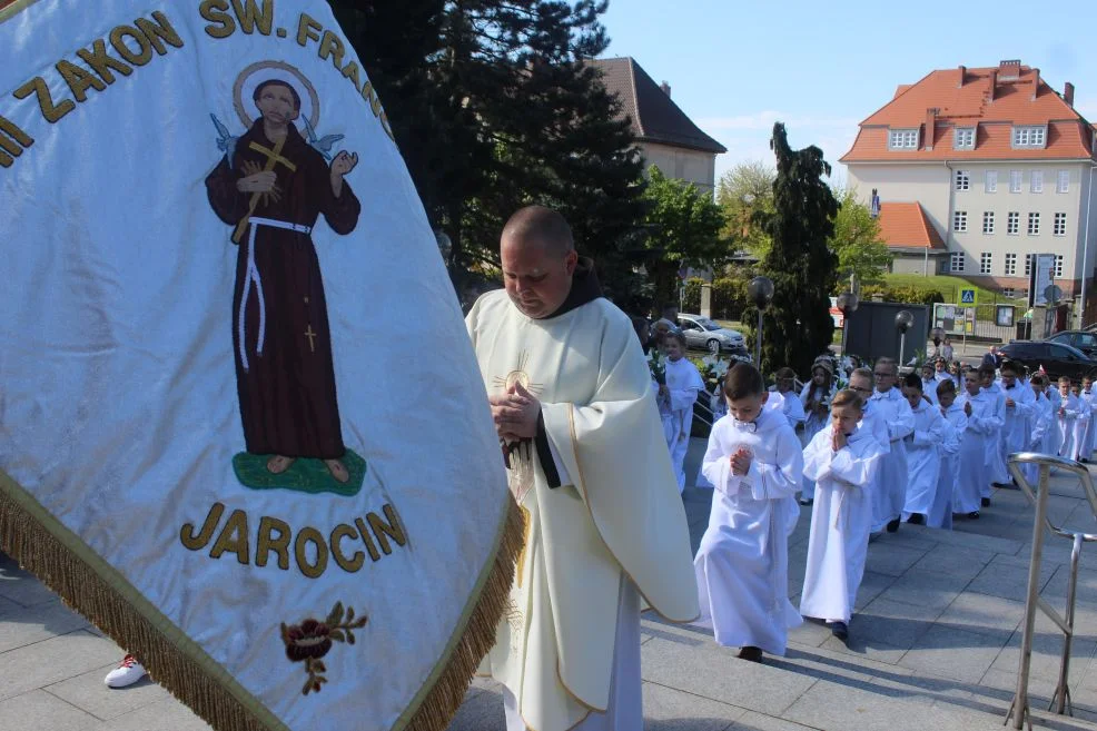 Pierwsza Komunia Święta w parafii św. Antoniego Padewskiego w Jarocinie