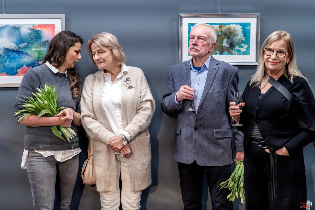 „Okiełznanie chaosu” . Nowa wystawa w Galerii Zajezdni Kultury - Zdjęcie główne