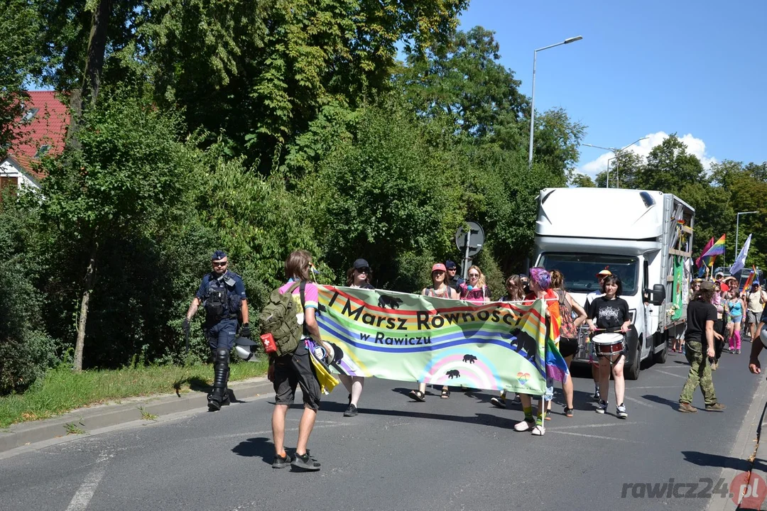 Marsz Równości i kontrmanifestacje w Rawiczu