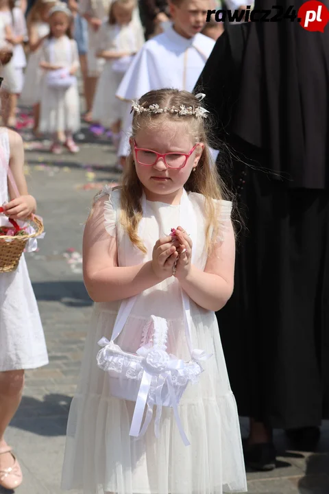 Rawicz. Procesja w Boże Ciało ulicami miasta (2023)