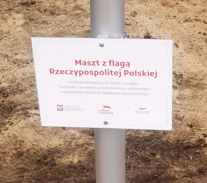 W Nowym Mieście stanął maszt - Zdjęcie główne