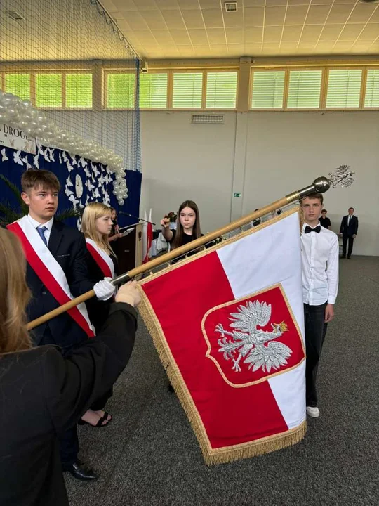 Zakończeniu roku szkolnego VIII klasy Szkoły Podstawowej nr 3 w Jarocinie