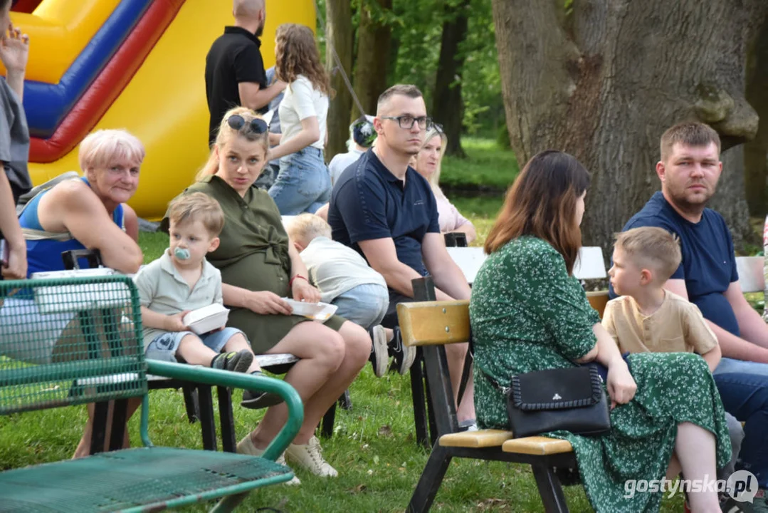 Radosne obchody Święta Narodowego Konstytucji 3 Maja w Pogorzeli