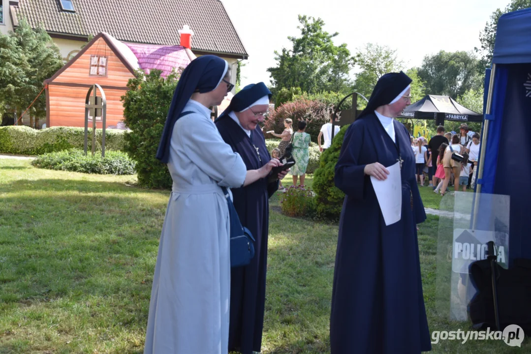 Pierwszy festyn z bł. Edmundem Bojanowskim, przy ochronce Sióstr Służebniczek w Podrzeczu