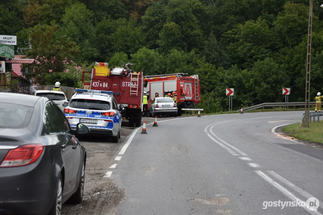 Zderzenie trzech samochodów na DK12