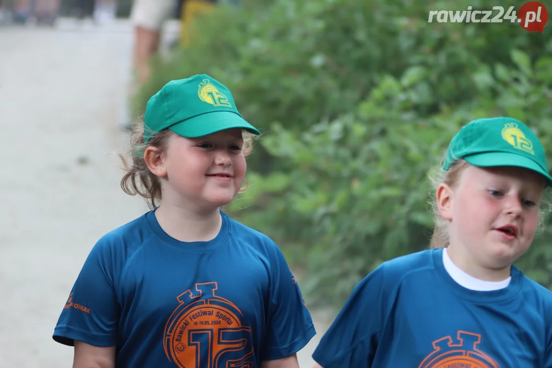 Rawicki Festiwal Sportu 2024. Nordic Walking i Bieg przedszkolaków