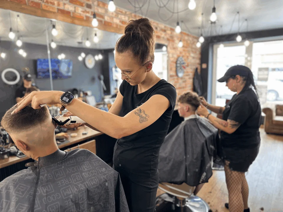 GENTELMEN BARBER SHOP