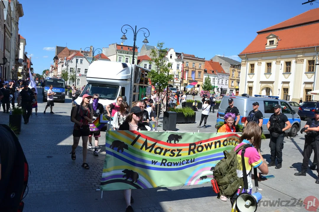 Marsz Równości i kontrmanifestacje w Rawiczu