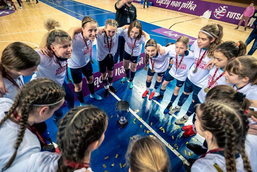 Młodzieżowe Mistrzostwa Polski w futsalu U-15 w Poznaniu. Zwycięstwo Sparty Miejska Górka