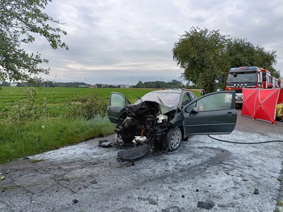 Tragiczny wypadek w sąsiednim powiecie.  Nie żyje młoda kobieta - Zdjęcie główne