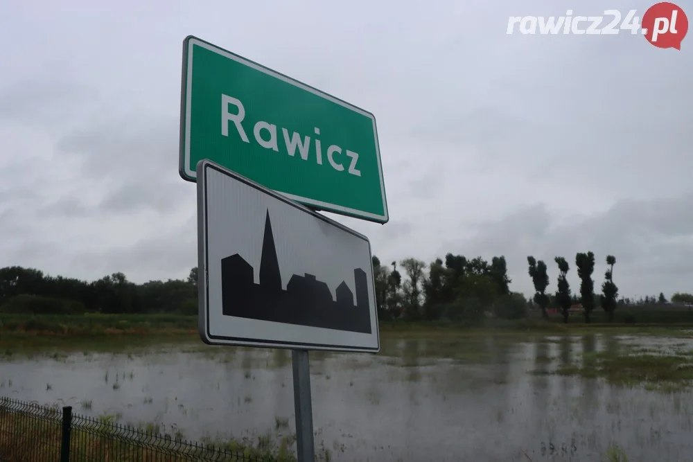 Sytuacja po opadach deszczu w Rawiczu, Folwarku i Masłowie (stan na godz. 17.30)
