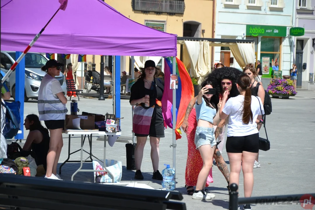 Marsz Równości i kontrmanifestacje w Rawiczu