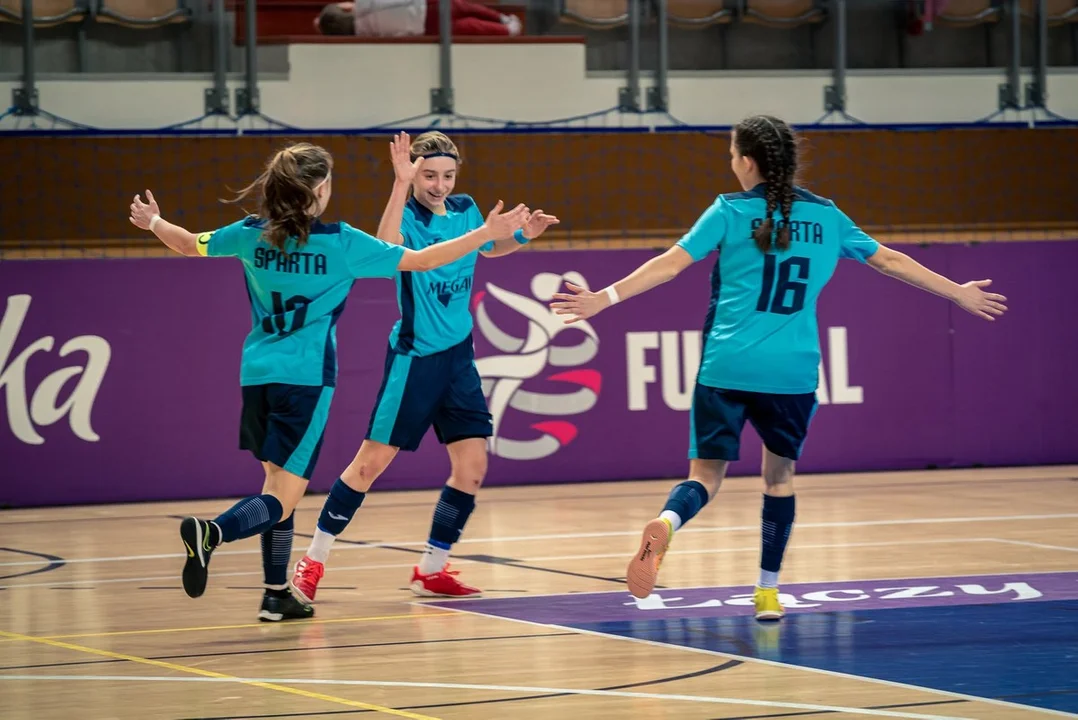 Młodzieżowe Mistrzostwa Polski w futsalu U-15 w Poznaniu. Zwycięstwo Sparty Miejska Górka