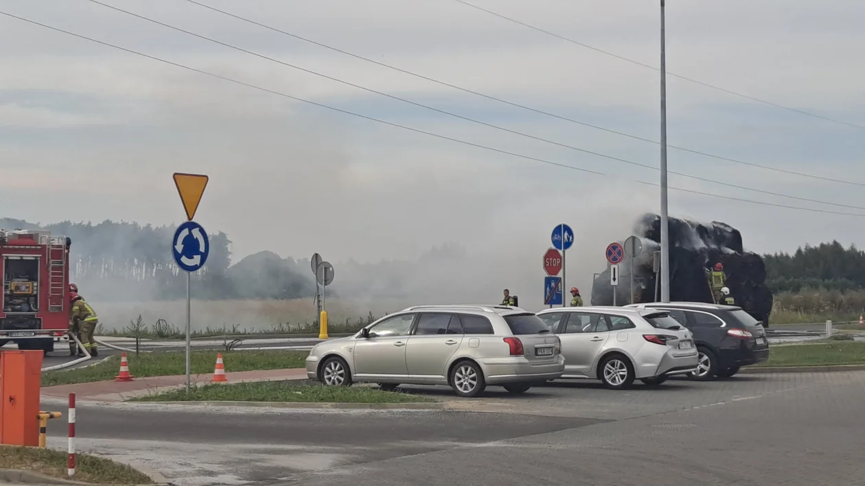 Krotoszyn. Pożar balotów