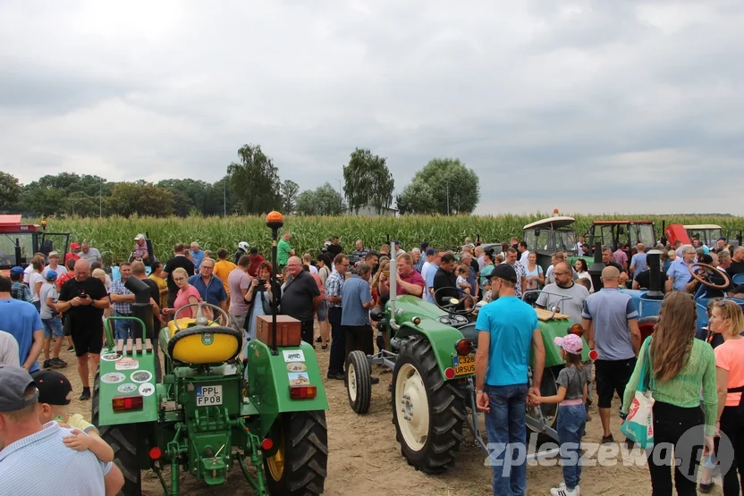 Zlot starych ciągników  wKucharach