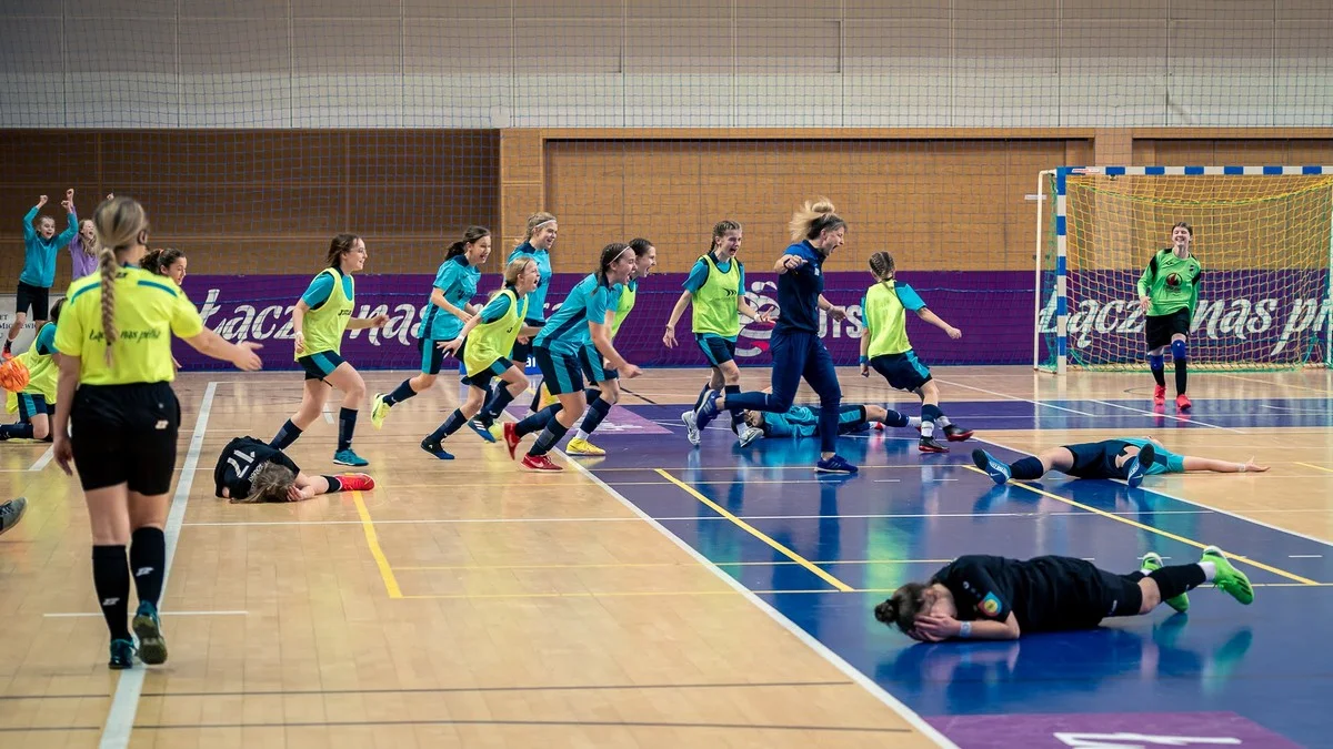 Młodzieżowe Mistrzostwa Polski w futsalu U-15 w Poznaniu. Zwycięstwo Sparty Miejska Górka