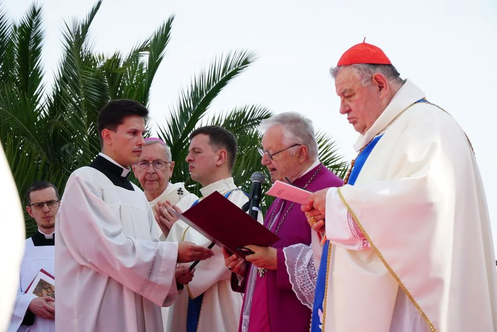 Smolice. Koronacja wizerunku Matki Bożej Uzdrowienia Chorych