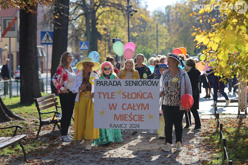 Marsz seniorów w Rawiczu