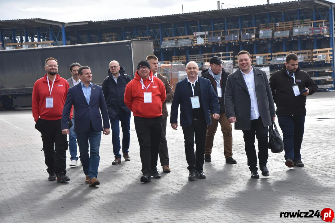 Bode Rawag wyznacza standardy. 80 firm podpatrywało fabrykę - Zdjęcie główne