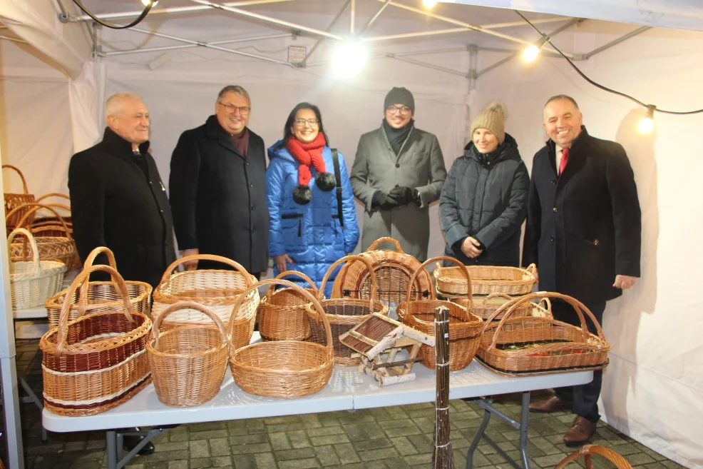 Jarmark bożonarodzeniowy i finał konkursu "Wilekopolskie smaki wigilijne w Choczu"