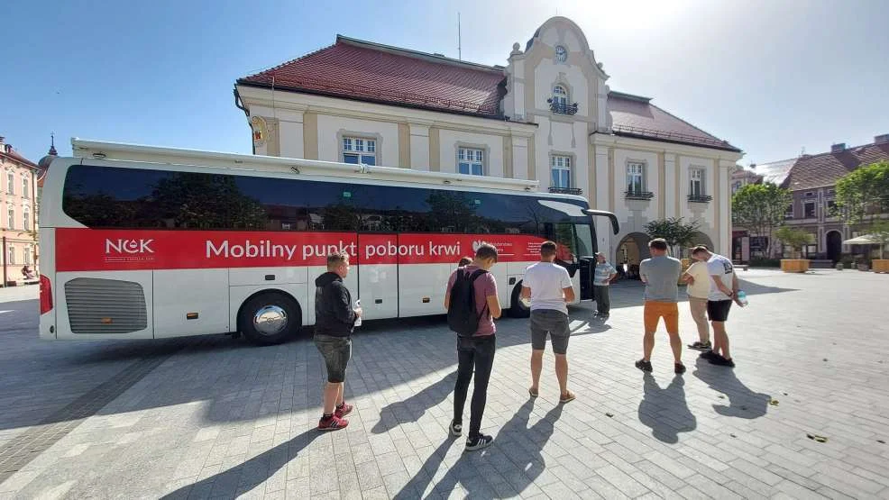 Akcja oddawania krwi na jarocińskim rynku