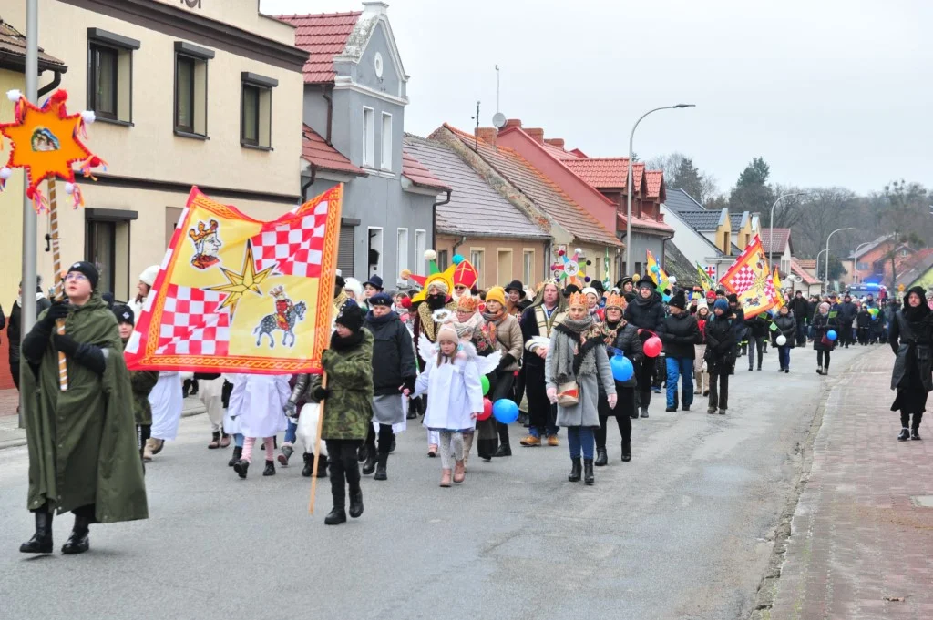 Orszak Trzech Króli w Żerkowie 2024 zdjęcia