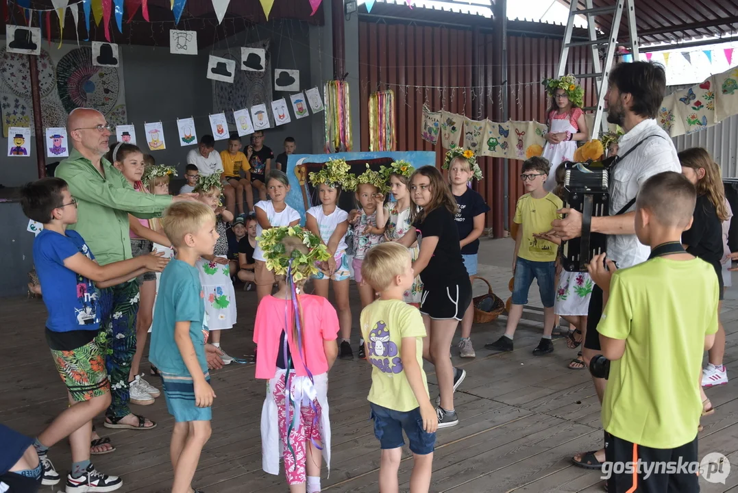 Tabor Wielkopolski 2023 w Starej Krobi. Dzieci stworzyły własną legendy. Starzy gotowali, śpiewali i tańcowali