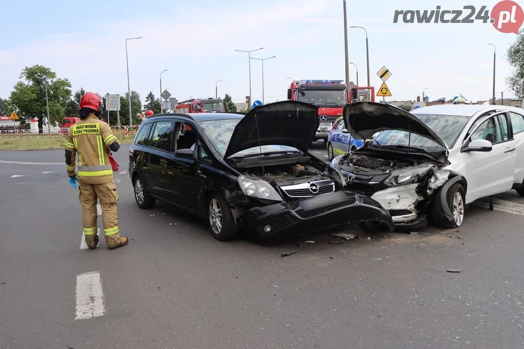 Wypadek na skrzyżowaniu ul. Przyjemskiego i Leśnej w Rawiczu