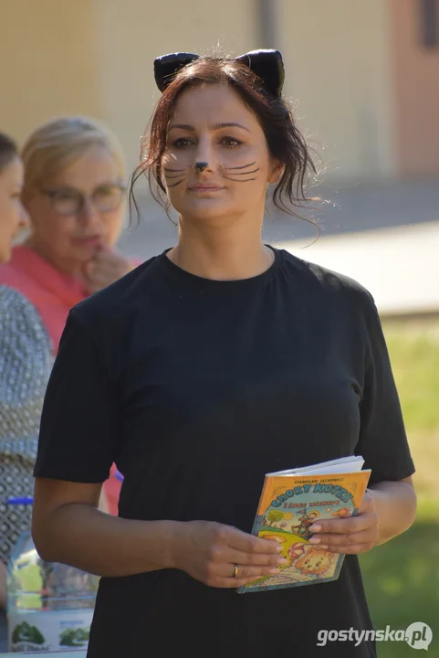 Parada Żywych Książek - Tydzień Bibliotek w gminie Krobia -