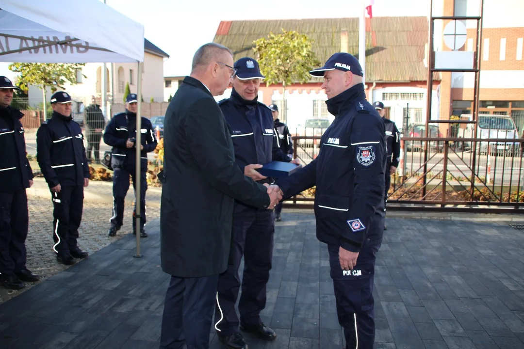 Jest nowy posterunek policji w Jaraczewie. Gmina kupiła też radiowóz [ZDJĘCIA] - Zdjęcie główne