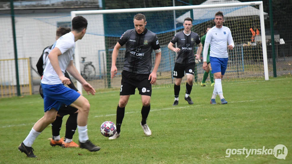 Korona Piaski - Tarnovia Tarnowo Podgórne 2 : 0
