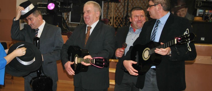 Senator Marian Poślednik rozpoczyna muzyczną karierę - Zdjęcie główne