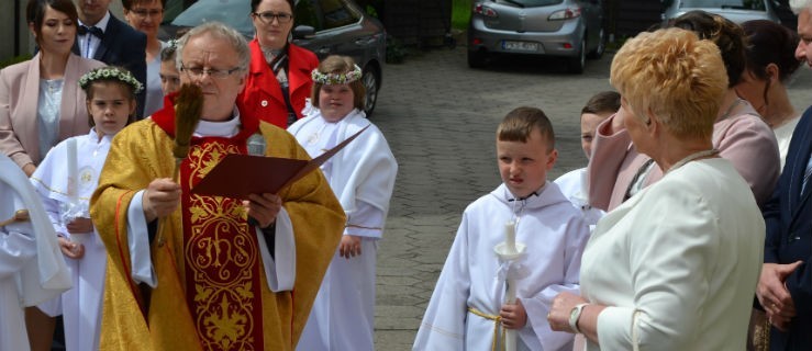 Pierwsza Komunia Święta. Tegoroczna uroczystość w bardzo małym gronie - Zdjęcie główne