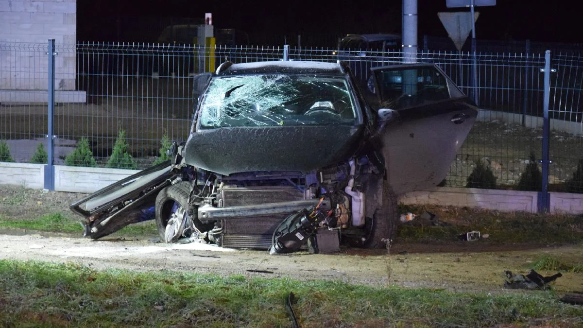 24-letni sprawca wypadku drogowego w Karcu był pijany. Miał też sądowy zakaz kierowania pojazdami - Zdjęcie główne