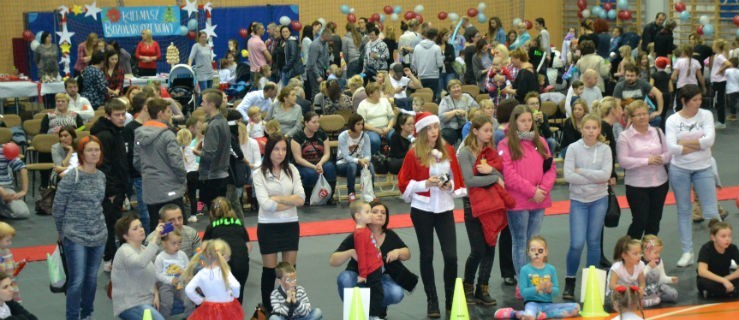 Mikołajki ze szczytnym celem - Zdjęcie główne