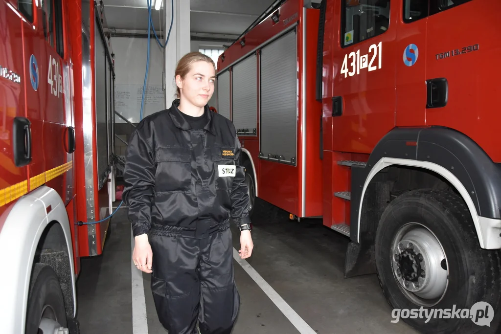 Weronika Aleksander z Cielmic (gm. Borek Wlkp.) jest pierwszą zawodową strażaczką w podziale bojowym, w KP PSP w Gostyniu