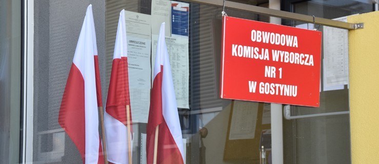 Wybory przebiegają prawidłowo? Czuwają mężowie zaufania. Wciąż można zgłaszać - Zdjęcie główne