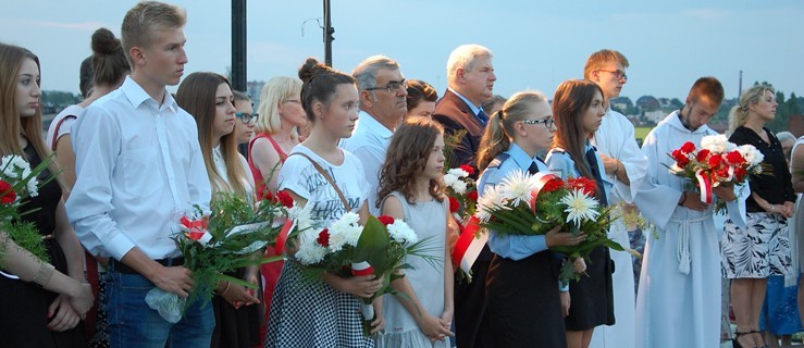 By kolejne pokolenia nie zapomniały nigdy! - Zdjęcie główne