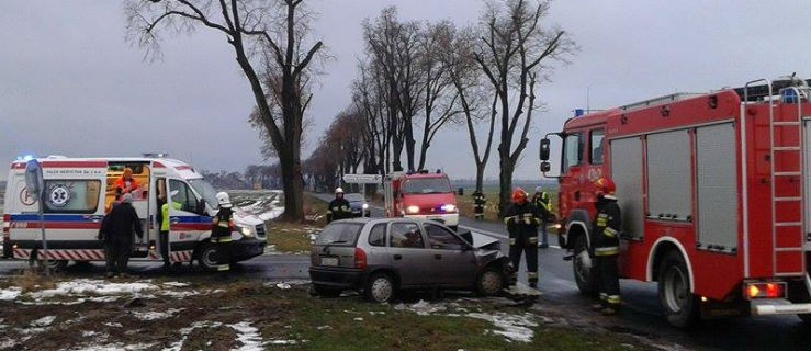 Dwie osoby w szpitalu. Zderzenie na skrzyżowaniu - Zdjęcie główne