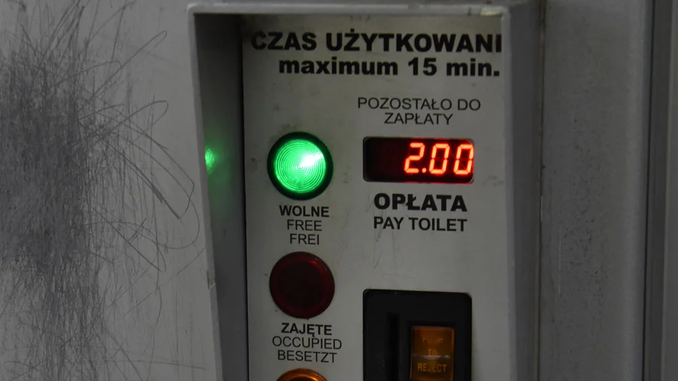 Kradł paliwo i kasę z toalety publicznej w Gostyniu. Złapany na gorącym uczynku - Zdjęcie główne