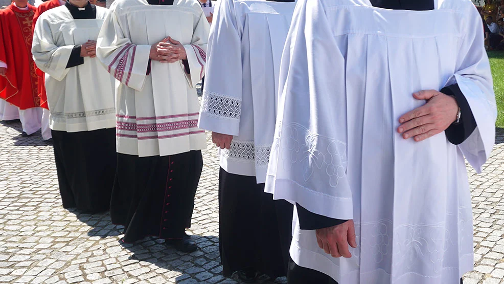  Zmiany personalne w parafiach w Poniecu i Krobi. Która parafia dostała księdza-poetę? - Zdjęcie główne