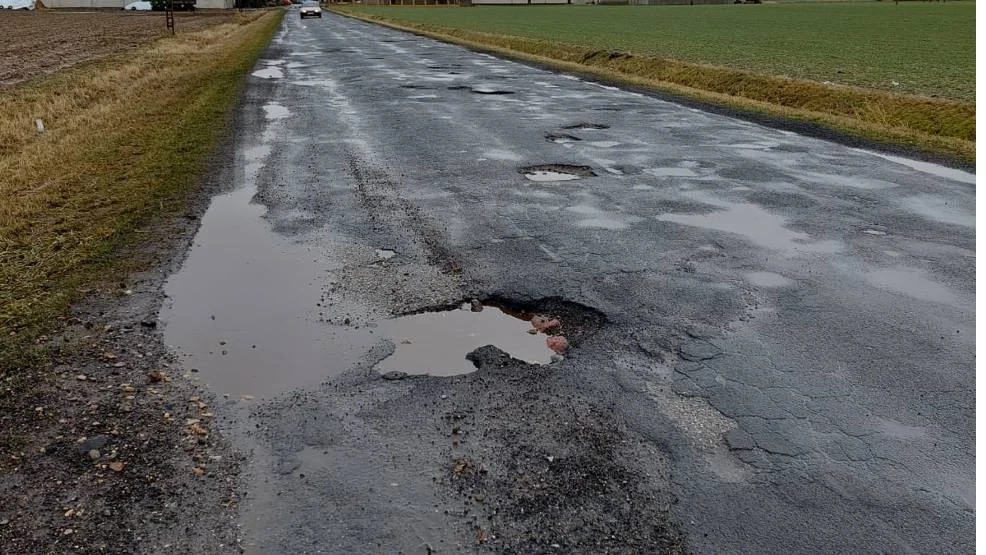 Mieszkańcy domagają się remontu drogi w Sikorzynie - Zdjęcie główne