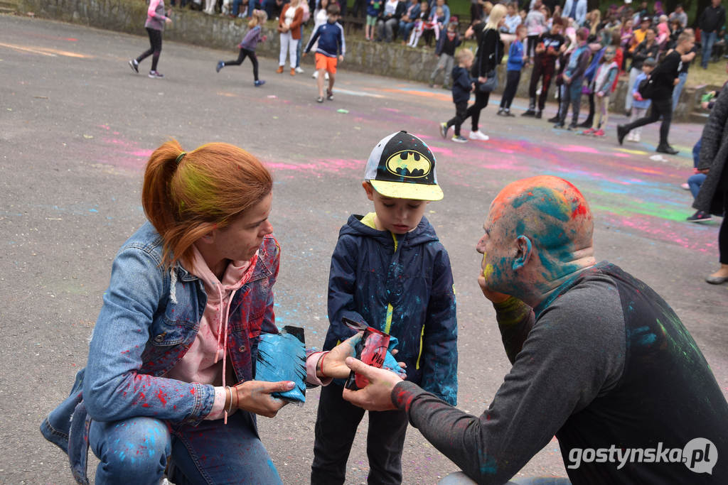 Gala Piosenki Przedszkolnej i Festiwal Kolorów Holi w Gostyniu