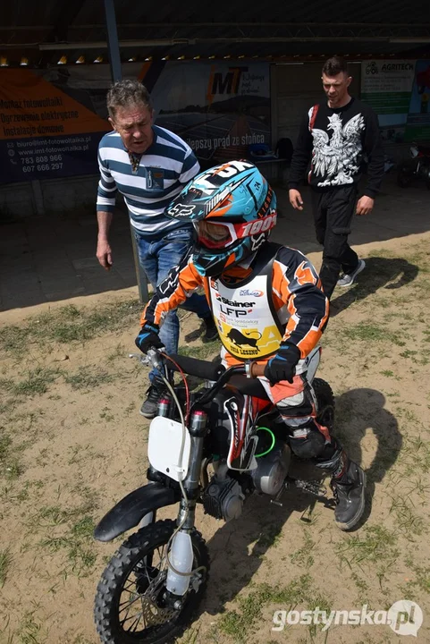 Dalabuszki. Już po raz drugi klub Tasmania Racing zorganizował na swoim torze imprezę, której głównym celem była zbiórka pieniędzy na leczenie Zuzi Suleckiej ze Smogorzewa