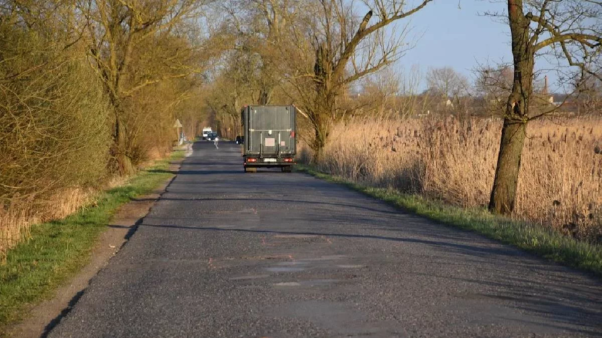Drogę łączącą dwie gminy otworzyli jeszcze przed świętami. Remont udało się zakończyć przedterminowo