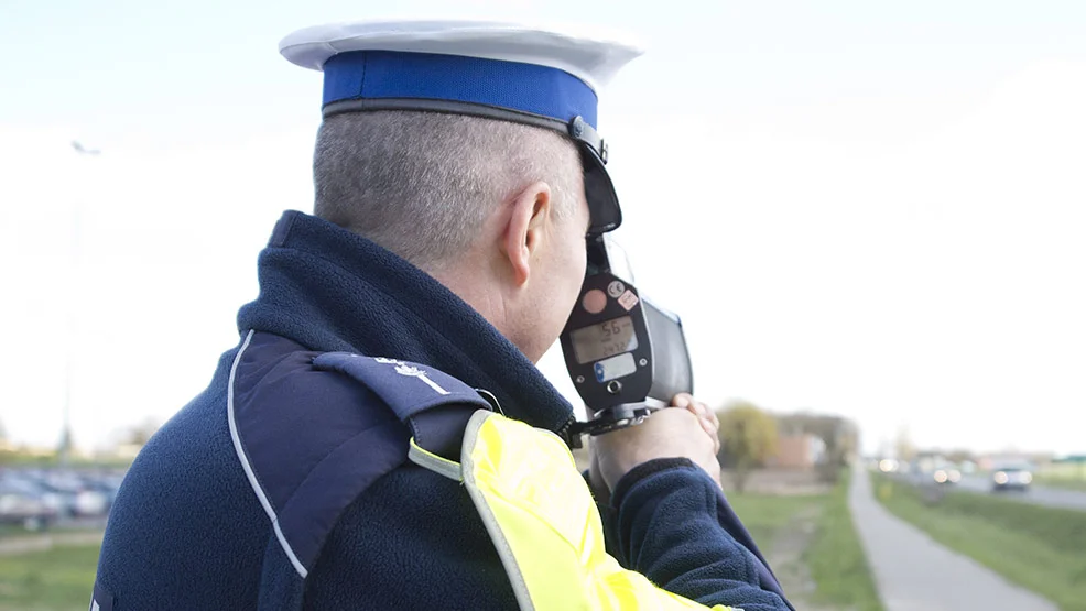 38-latek dostał potężny mandat, punkty karne i stracił prawo jazdy - Zdjęcie główne