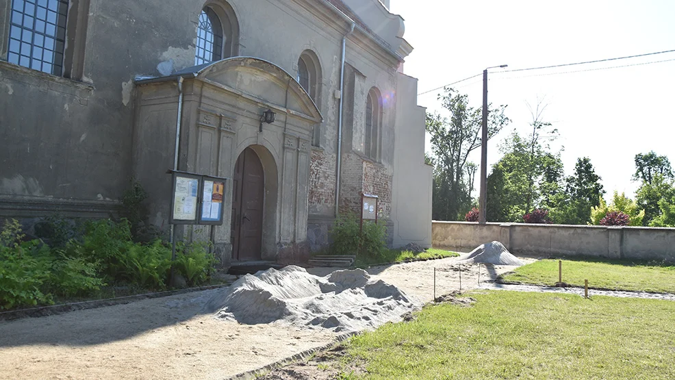 Parafia na Zdzieżu w Borku Wlkp. Sanktuarium wypięknieje, droga procesyjna będzie bardziej bezpieczna  - Zdjęcie główne